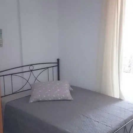 6 Tellou Agra *